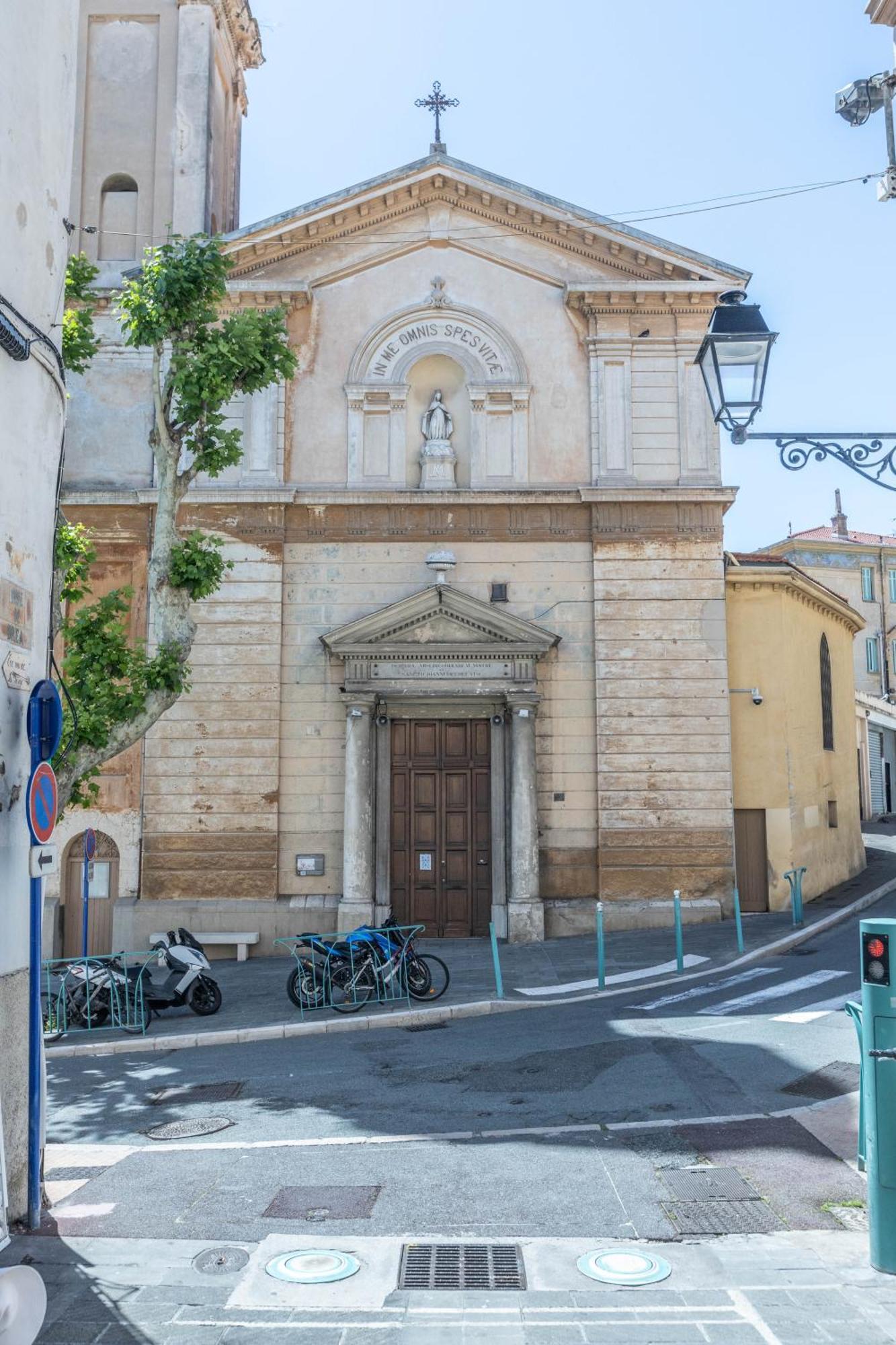 Апартаменти Menton Old Town Екстер'єр фото
